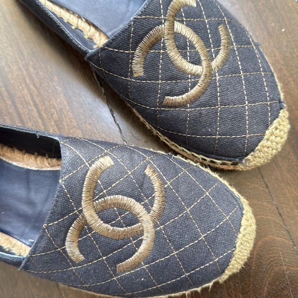CHANEL Navy & Olive Canvas Platform Espadrilles, Size 38 - Picture 4 of 11